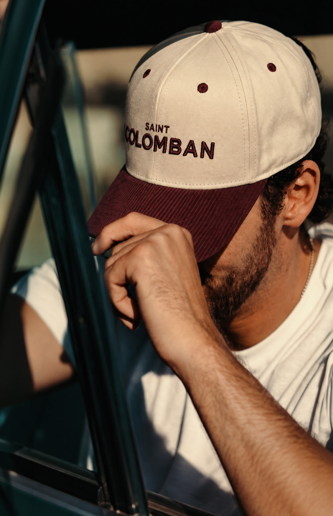 Casquette deux tons avec palette en corduroy